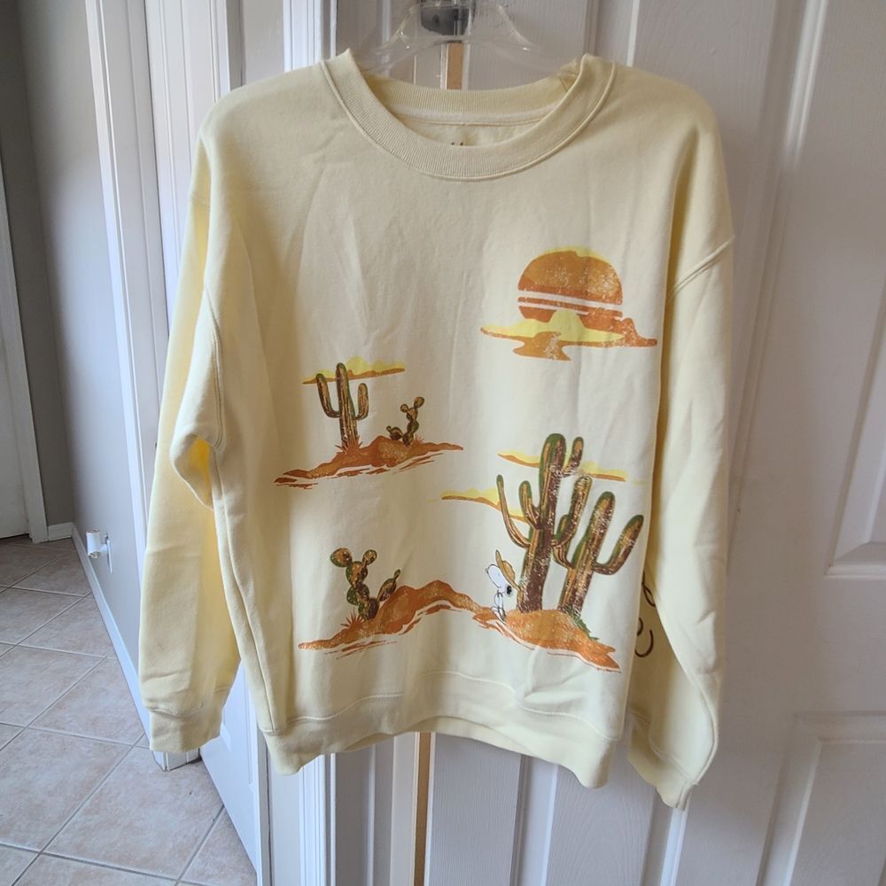Peanuts Desert Yeehaw Pullover In Pastel Yellow Size Small